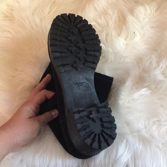 Prada black boots - Picture 2 of 2